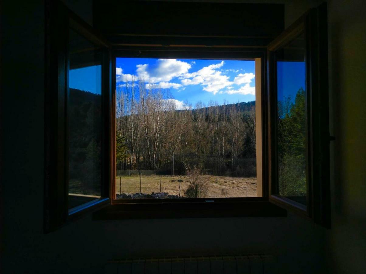 Casa Rural Laguna De Uña Εξωτερικό φωτογραφία